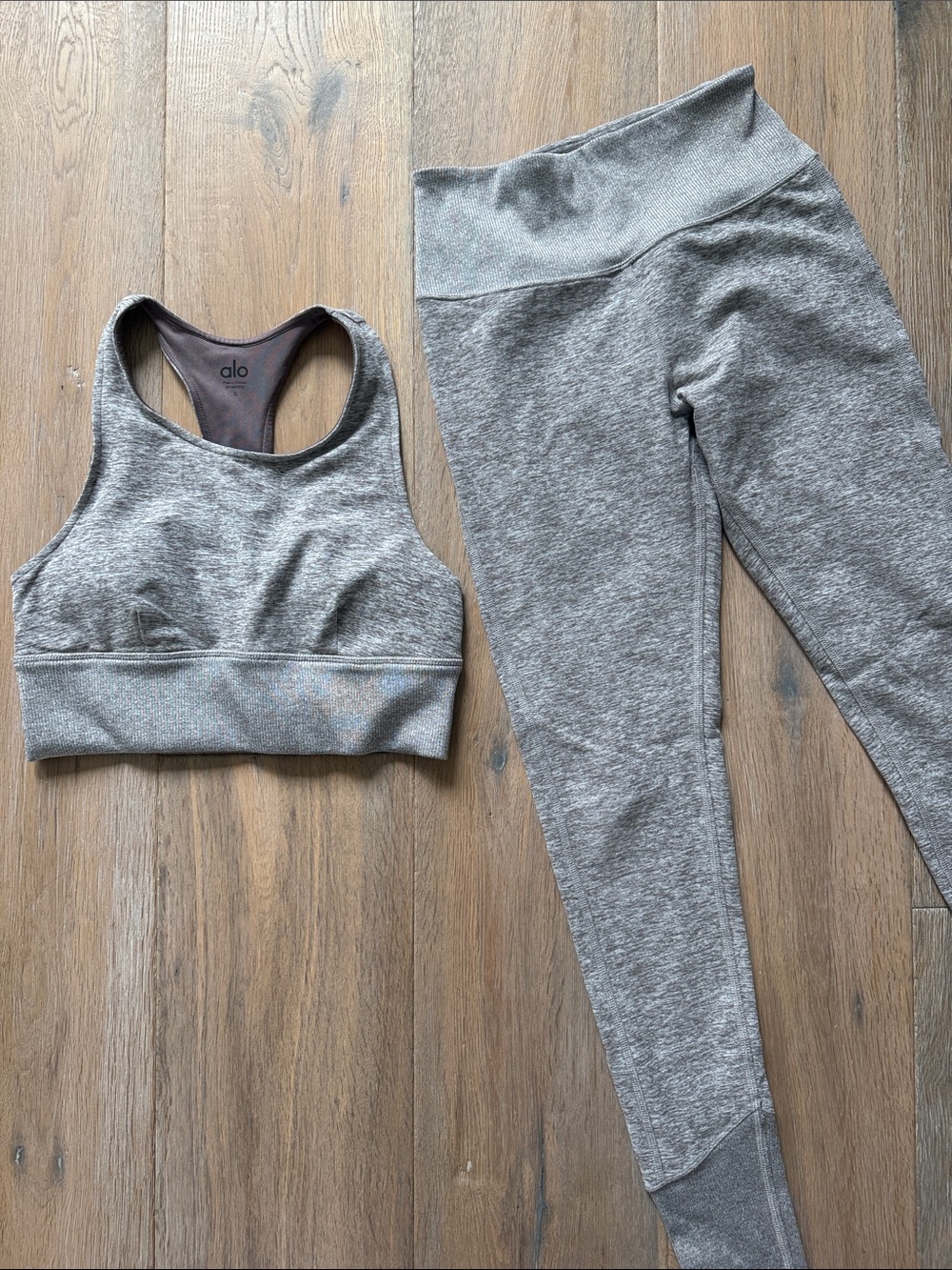 ALO Yoga Brown Heather Racerback Sports Bra & Leggings Set in S